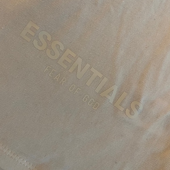 Fear of God ESSENTIALS T Shirt - Picture 3 of 5